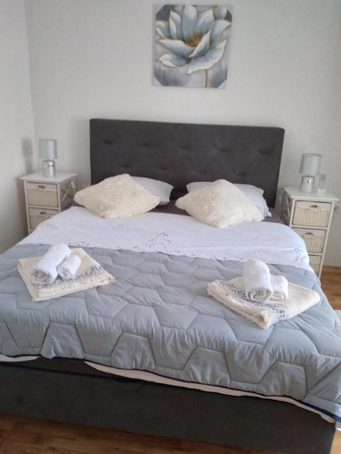 Romance Appartement Podstrana Buitenkant foto